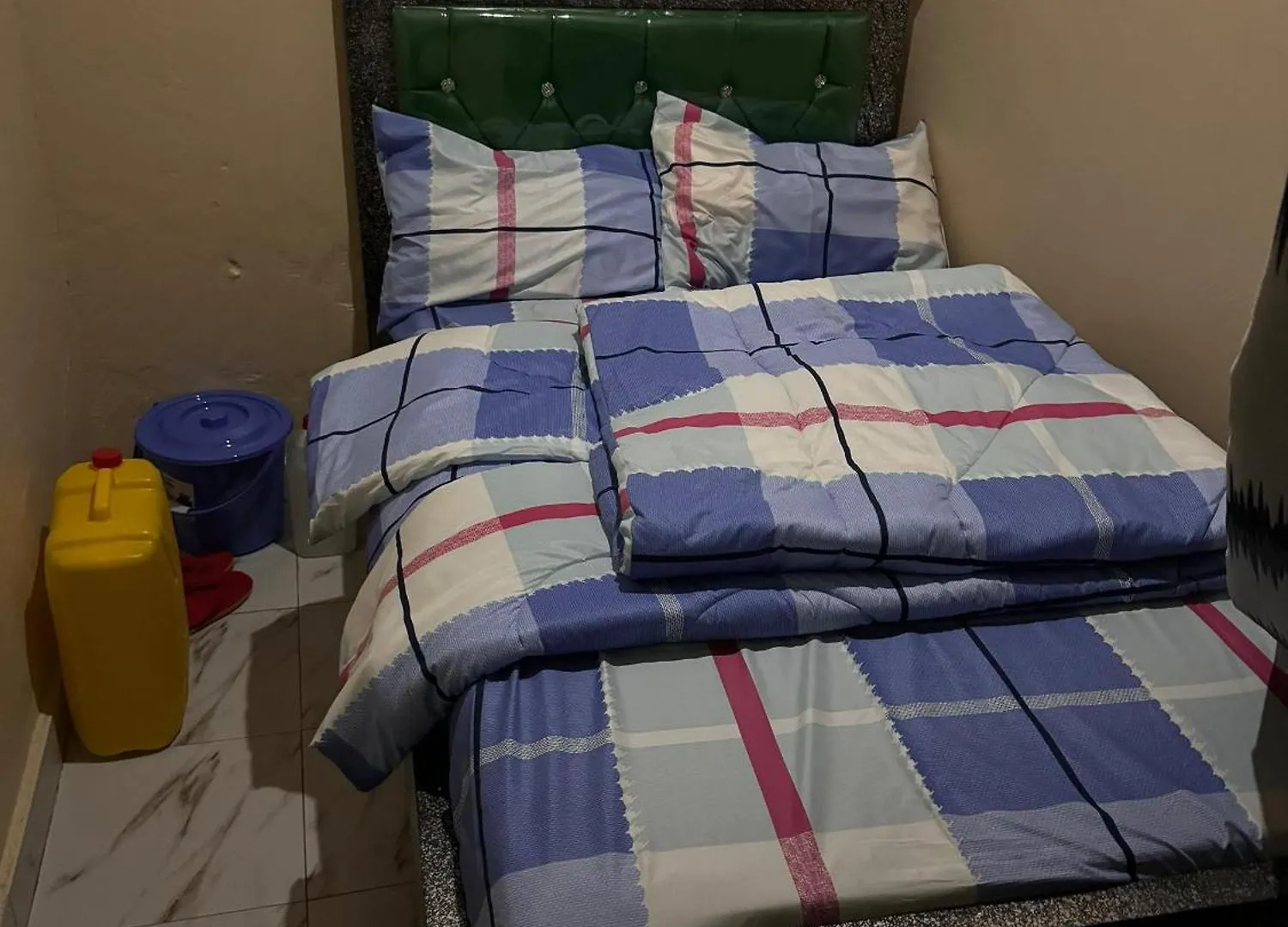 Hotel Cápsula Blessed Inn Kampala